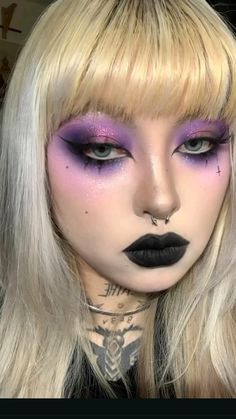 Gaga Inspired Makeup, Extravagant Makeup Ideas, Monochromatic Makeup Look, Fun Witch Makeup, Punk Rock Make Up, Creative Wedding Makeup, Gothic Makeup Inspiration, Goth Makeup Eyes, Fun Goth Makeup