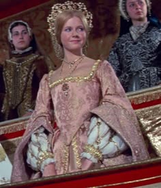 Katheryn Howard, Jane Seymour Costume, Tudors Costumes, Anne Of A Thousand Days Costumes, Anne Of A Thousand Days, Lynne Frederick Katherine Howard, Tudor Princesses, Six Wives Of Henry Viii 1970, Luxury Medieval Baroque Dresses