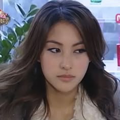 90s Kpop Makeup, Gyaru Twitter Header, 2000s Kpop Makeup, 2000s K-pop Makeup, 2000s Korean Makeup, Lee Hyori Makeup, Early 2000s Asian Makeup, Jennie Header Twitter, Jennie Twt Header