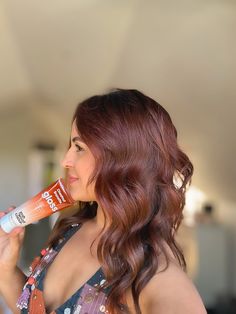 What is hair gloss? Read all about the benefits of using hair gloss and how to use hair gloss at home, from the experts at Josh Wood Colour. Hair Gloss For Brunettes, Red Hair Gloss, Perilla Oil, Glossy Hair, Work Hairstyles, Hair Shades, Tone Hair, Hair Shaft, Sulfate Free Shampoo