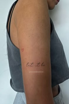 fine line tattoos, fine line tattoo, minimal tattoo, small tattoo, tiny tattoo