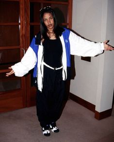 Aliyah 90s Outfits, Aliyah Style 90s, Hip Hop 90s Fashion Outfits Aaliyah Style, Aaliyah Style 90s Tomboy, Baggy 90s Outfit Aaliyah, 90s Windbreaker Outfit Hip Hop, Aaliyah Style 90s, Aaliyah 90s Fashion, Aaliyah Tomboy Style