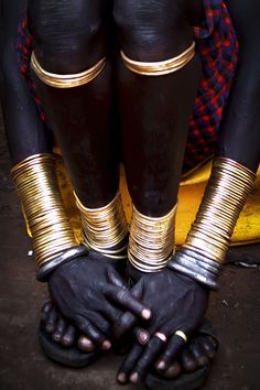 African Art African Arm Bands, African Arm Cuff, African Arm Bracelets, Ethiopian Neck Rings, African Antique Bangles, African Culture Neck Rings, African Gold Aesthetic, South Sudan Jewelry, African Brass Bracelets