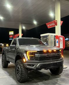 Ford Raptor 2024 Lifted, 2023 Ford F-150 Design, 2023 Ford F-150 Black, 2023 Ford F-150 Truck, Gray Ford F-150 2023, Gray Pickup Truck At Gas Station, 2022 Ford F-150 Xl Rcsb, 2022 Ford Raptor, 2023 Ford F-150 Limited