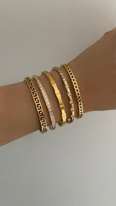 Indian Gold Bracelet Designs, Modern Bracelet, Latest Gold Kada Design For Women, Bangle Bracelets Gold, Gold Plated Bangle Bracelet Hand Set, Trendy Tarnish Resistant Gold Bracelets, Trendy Stainless Steel Stackable Jewelry, Bracelet Gold Women, Bangle Bracelet