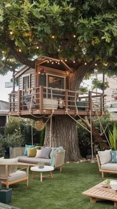 a tree house is built into the side of a large tree in an outdoor setting