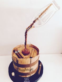 Birthday Cake Ideas For Adults, How To Make A Whiskey Barrel Cake, Unique Adult Birthday Cake, Whiskey Barrel Cake With Bottle Design, Whiskey Themed Dessert, Whiskey Glass Cake, Whiskey Shaped Cake, Unique Whiskey Birthday Cake, Whiskey Themed Celebration Cake