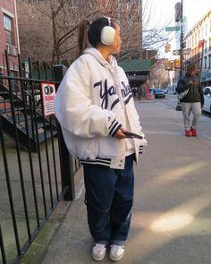 Hip Hop Winter Outfits, How To Style A Starter Jacket, Winter Outfits Varsity Jacket, Winter Hip Hop Outfits, Trendy Oversized White Varsity Jacket, 90s Style Winter Varsity Jacket For Streetwear, 90s Style Varsity Jacket For Winter Streetwear, Winter Streetwear Varsity Jacket In Fleece, Oversized Winter Varsity Jacket For Streetwear