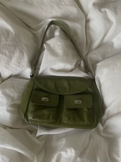 #green #bag #bagsandpurses #vintage Vintage Style Green Bag, Vintage Green Bag, Green Shoulder Bag, Vintage Green Shoulder Bag, Vintage Green Shoulder Bag For Everyday, Vintage Handbags Green, Green Bag Aesthetic, Vintage Green Shoulder Bag For Summer, Green Vintage Handbag