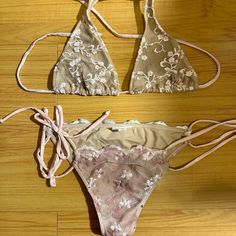 Great Condition White Top Light Pink Bottoms Lace Bikinis, Spring Lace String Bottoms, Sunny Bunny Swim, White Lace Beach Bra, Lace Bathing Suit, Beachy Pink Swimwear, Bra Friendly, Beach Bunny Swimwear Collection, Beachy Pink Swimwear Bra-friendly, Pink V-neck Beachy Swimwear