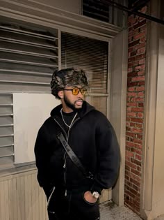 Fur hat, all black outfit, ootd, outfit of the day #streetwear Male Beanies, Fur Hats Men, Fitted Cap With Fur, Furr Hat, Black Ushanka Outfit, Winter Hats Men, Unisex Ushanka Style, Kangol Hats Outfit, Bennies Hats Outfits Men