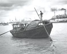Life in Calcutta (Kolkata) - 1944 Part - 9 - Old Indian Photos Old Calcutta Tattoo, Vintage Calcutta Travel Guide, Old Calcutta, Vintage Kolkata, Old Calcutta Images, Old Kolkata, Vintage Calcutta Photography, Old Kolkata Photography, Kolkata Old City Photos