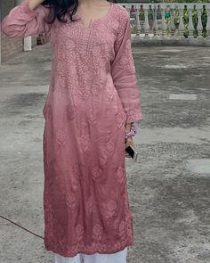 Pinterest Kurti Outfit, Chikankari Long Kurta, Chiken Kurti, Chikankari Kurti Designs, Pinterest Kurtis, Desi Outfit Check, Chinkari Dress Design, Myntra Kurti, Long Kurti On Jeans