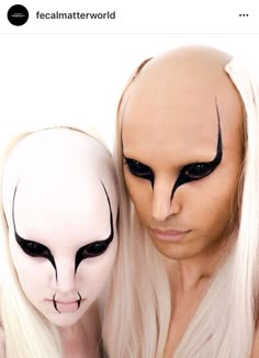 Alien Eyebrows, Dark Alien Costume, Male Alien Makeup, Scary Alien Makeup, Bald Alien Makeup, Grey Alien Makeup, Alien Face Makeup, Alien Stage Makeup, Alien Fantasy Makeup