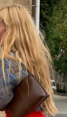 Natural Grown Out Blonde Hair, Crunchy Blonde Hair, Surfer Blonde Hair, Natural Blonde Long Hair, Long Grown Out Blonde Hair, Long Messy Blonde Hair, Long Natural Blonde Hair, Long Natural Dirty Blonde Hair, Hippie Blonde Hair
