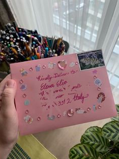 #penpalling #penpal #decoration #lettering #letterart #letteringart #newyearsresolutions Love Letters Envelope, Written Letter Decoration Ideas, Fan Mail Ideas, Valentines Day Mail, Letters Inspo, Penpals Ideas, Bday Letter Ideas, Pen Pals Ideas, Aesthetic Letters Ideas