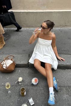 TOP AMAZON CLOTHING FINDS [2023] Spring In The City Outfits, Spring Summer Outfits 2024, Sneaker And Dress Outfit, Outfits Spring 2024, Spring 2024 Fashion, Spring Outfits 2024, Gazelle Outfits, Outfits Portugal, Summer 2024 Outfits