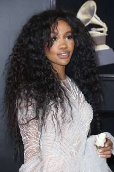 Sza Singer Hair, Sza Singer Before And After, Sza Before Surgery, Sza Singer Before And After Surgery, Sza Singer Straight Hair, Sza Singer Face, Sza Blackandwhite, Sza Singer Power Is Power, Sza Singer New Pictures
