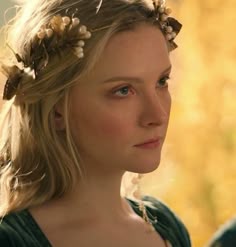 Light Of Galadriel, Galadriel Rings Of Power Hair, Galadriel Rings Of Power Aesthetic, Galadriel Glowing, Morfydd Clark Galadriel Wallpaper, Galadriel In Armor, Rings Of Power Galadriel, Morfydd Clark, Galadriel Lady Of Light