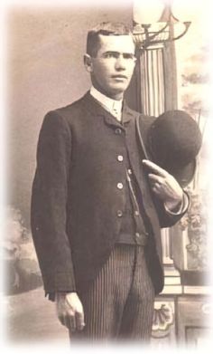 Late 1800s Suit, Late 1800s Mens Fashion, Turn Of The Century Mens Fashion, Edwardian Era Fashion Men, Edwardian Jacket Mens, 1890s Fashion Male, 1890s Mens Fashion, 1940s Mens Coats, Early 1900s Mens Suit