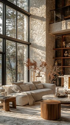 Элегантный интерьер в теплых тонах: уют и естественное освещение