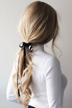 Long Hair Low Ponytail, Cute Low Ponytails, Cute Low Pony Hairstyles, Blonde Hair Low Ponytail, Blonde Low Ponytail, Low Blonde Ponytail, Low Ponytail Aesthetic, Aesthetic Low Ponytail, Hair Low Ponytail