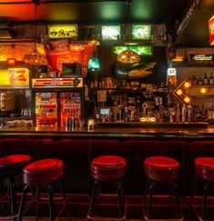 Bed Stuy Bars, Bed Stuy Dive Bars, Grungy Dive Bar, Retro Bars, Fallout Bar, Bar Reference, Dive Bar Ideas, Bar Background, Retro Bar