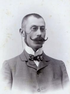 Imperial Moustache, Moustaches Men Vintage, Victorian Mustache, Mustache Stein Vintage, Victorian Men Mustache, 1800s Facial Hair, Edwardian Mustache, 1910s Mustache, 19th Century Facial Hair