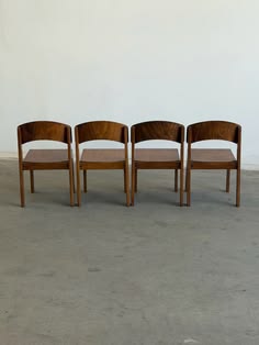 GERMAN PLYWOOD DINING CHAIRS- SET OF FOUR

Price: 1450
Dimensions: W15.5 D18 H28 SW15 SD17 SH16