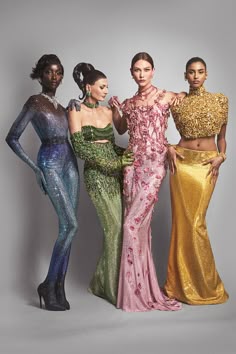 Friends of the House Anok Yai, Karlie Kloss and Imaan Hammam joined Giovanna Engelbert morphing into elements of Nature for the 2024 Met Gala. #Swarovski #MetGala Haute Couture Style, Met Gala Outfits, Met Gala Dresses, Gala Outfit, Runway Fashion Couture, Abiti Mozzafiato, Karlie Kloss, Couture Looks, Mode Inspo