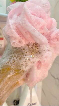Everything shower routine 🫧 Shower Routine Products, Shower Vibes, Shower Aesthetic Routine, Showertok Aesthetic, Showering Aesthetic, Everything Shower Aesthetic Pictures, Taking A Shower Aesthetic, Aesthetic Shower Routine, Pink Shower Aesthetic
