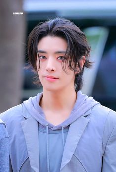 Jake Enhypen Hair Color, Jake Ponytail, Jake Long Hair Enhypen, Jake Hairstyle Enhypen, Jake Enhypen Ponytail, Jake Enhypen Long Hair, Jake Curly Hair Enhypen, Jake Enhypen Black Hair, Jake Enhypen Silver Hair