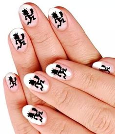 Hatchetmen nails. Icp Juggalo Nails, Icp Band Nails, Icp Juggalo Nail Ideas, Juggalo Nails, Hatchet Love, Hatchet Vs Hatchet, Insane Clown Posse Nails, Hatchet Man Tattoo Ideas, Hatchet Man Symbol