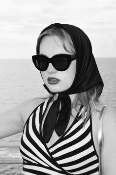 #1960s #vintage #vintagefashion #60sstyle #summer #summerstyle Sunglasses 50s, 60's Aesthetic, 60s Summer, 60s Fashion Sunglasses, 1960s Style Sunglasses, 1960s Summer Fashion, Retro 1960s Sunglasses Style, 60s Head Scarf, 60s Fashion Head Scarf