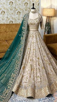 #MyStyle25 Lehenga For Weddings, Muslim Reception Dress, Wedding Dresses Lengha, Wedding Dress Theme Indian, Lengha Wedding Dress, Sister Wedding Lehenga Designs, Mendhi Wedding Dress, Lehnga For Bride's Sister, Hindi Wedding Dress