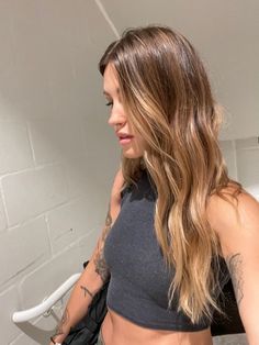 Pin by Sarah on Hair in 2025 | Balayage hair, Brunette hair with highlights, Blonde hair inspiration Hailey Bieber Bronde Hair, Brown Hair Blended Into Blonde, Beautiful Balayage, Subtle Blonde Balayage On Brown Hair, Dark To Blonde, Brown Hair Ombre, Layered Beachy Hair, Brown Caramel Hair, Golden Bronde Balayage Honey Money Piece