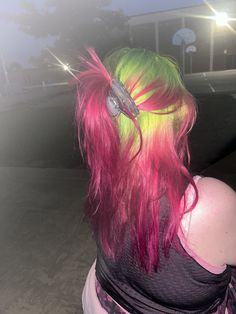 #pinkandgreen #pinkhair #greenhair #scene #y2k Pink And Green Hair Streaks, Hairstyles Dye Ideas, Fluttershy Hair Dye, Green Neapolitan Hair, Black And Green Hair Dye Ideas, Pink And Green Hair Color, Weird Hair Dye Ideas, Dyed Hair Multicolor, Pink Green Hair Color