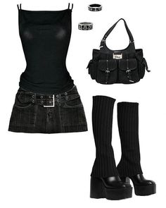 Inspired Style, Black Outfit For Woman, Women Streetwear Aesthetic, Dark Cool Outfits, Dream Skirt, Black Skirt Ideas Outfit, Boot Dress Outfit, Black Casual, Black Oufits