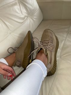 yeezy 350v2 earth Yeezy Earth Outfit, Beige Yeezy Shoes Style, Yeezy 350 Earth Outfit, Yeezy Flax, Yeezy Sneakers Fall Fashion, Yeezy Nsltd Brown, Yeezy Brown Shoes, Neutral Tone Yeezy Sneakers, Yeezy 500 Brown