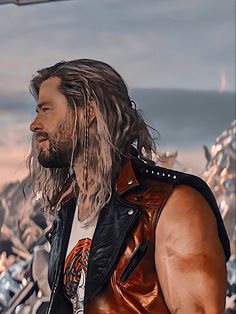 Thor Hair Braid, Thor Hairstyles, Thor Hairstyle, Thor With Braids, Thor Hair, Thor Haircut Long Hair, Thor Haircut Long, Thor Long Hair, Thor Love And Thunder Hair