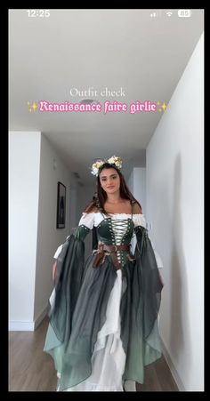 Medieval Female Warrior Costume, Ren Fair Attire, Ren Faire Fantasy Costume, Ren Faire Princess Dress, Re Faire Outfits, Fantasy Ren Faire, Fantasy Ren Faire Outfit Ideas, Ren Fair Inspiration, Renfest Outfit Ideas