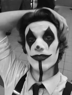 Male Clown Makeup, Clown Makeup Ideas Men, Clown Makeup Looks Men, Clown Makeup For Men, Clown Makeup Halloween Men, Clown Makeup On Men, Clown Makeup Halloween Boy, Men Clown Makeup, Clown Makeup Male