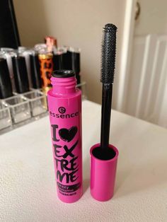 Best Smudge Proof Mascara, Boho Makeup, Smudge Proof Mascara, Drugstore Mascara, Makeup List, Essence Makeup, Essence Cosmetics, Elf Makeup, Anti Aging Creme