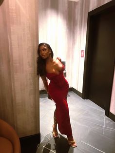 Long Red Dress Date Night, Red Fitted Corset Dress For Date Night, Strapless Red Dress For Date Night, Red Dress Date Night Outfit, Zara Fitted Strapless Dress For Date Night, Elegant Zara Strapless Dress For Date Night, Red Dress Dinner Date, Red Dress Birthday Outfit, Red Dress Date Night