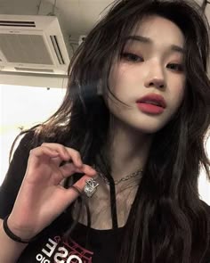 Chicas Coreanas, Asian Hair, American Beauty, Pretty Makeup, Girl Face, Girl Icons, Korean Makeup, Ulzzang Girl, Aesthetic Girl