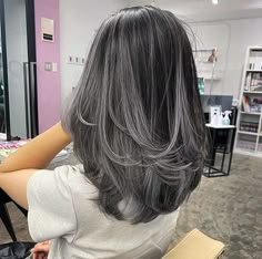 Korean Hair Color, Grey Hair Transformation, Grey Hair Inspiration, Gray Hair Highlights, Short Hair Color, Haircuts Straight Hair, Grey Hair Color, Hair Stylist Life, Hair Inspiration Color