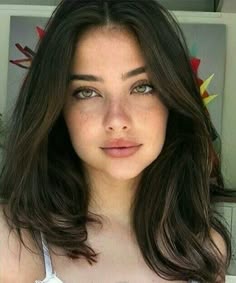 Face Claim Female Brunette, Brunette Hair Face Claim, Shifting Face Claims Brunette, Girl With Brown Hair And Green Eyes, Short Brown Hair Green Eyes, Green Eyes Dark Hair, Green Eyes Girl, Face Claim Dark Hair, Green Eye Girl