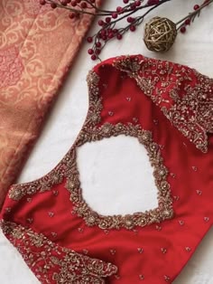 #netblousedesign Bridal Back Neck, Work Designs For Blouse, Hindu Wedding Blouse Design, Wedding Blouse Designs Back, Blouse Design Bride, Red Wedding Blouse, Pretty Saree Blouse Designs, Blouse Designs Latest Wedding, Bridal Reception Blouse Designs