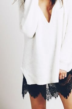 How To Style Lace Hem Sweater, Lace Skirt Under Sweater, Lace Slip Under Sweater, Sweater Dress With Lace Slip, Sweater Over Lace Slip, Oversized Lace Sweater, Lace Skirt Sweater Outfit, Oversized Sweater With Lace Slip, Lace Skirt With Oversized Sweater
