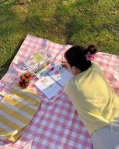 aesthetic wallpaper iphone Instagram instastory stories inspo breakfast food landscape exterior flowers plants fast food photo photography puppies fruits moodboard nails bikini summer vibes outdoor sky fashion beauty home travel vacation friends nature cake picnic blossom spring drink pizza makeup skin skincare books necklace jewelry Christmas puppies dogs cats dog tattoo journal archive tumblr party art cooking cook date mb moodboard cravings self-care skin fall body veggies healings claws